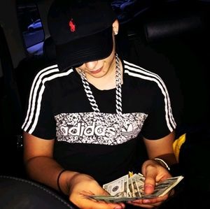 Meet your Posher, Alex